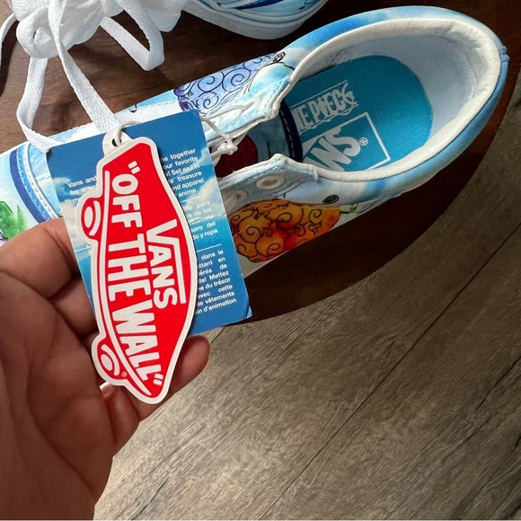 Vans One Piece x Old Skool 'Devil Fruit' - Picture 7 of 9